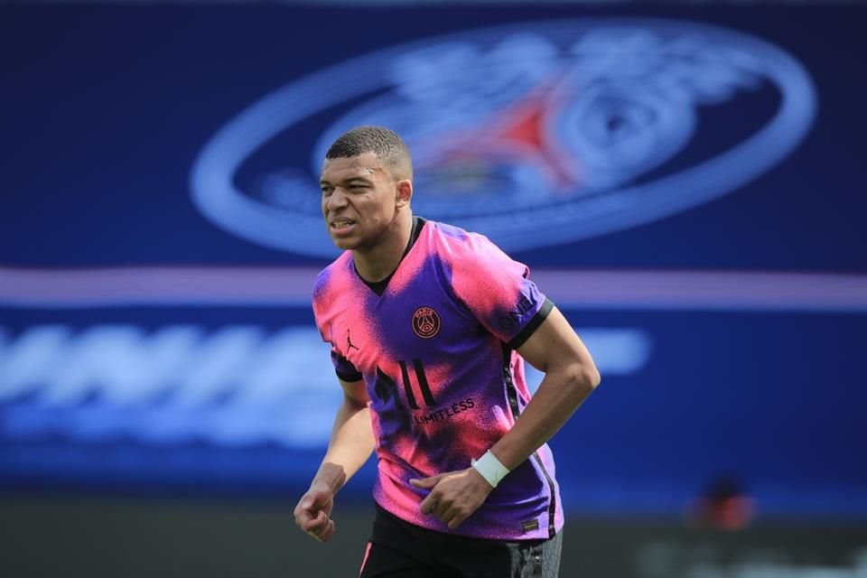 Kylian Mbappé es uno de los peces gordos respecto a los fichajes de Europa.