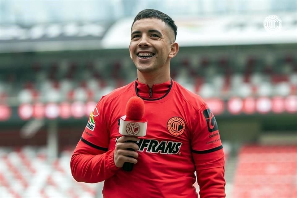 Leo Fernández no ocultó su felicidad por volver al Toluca.