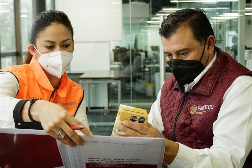 El operativo se realizó en Walmart y City Market.