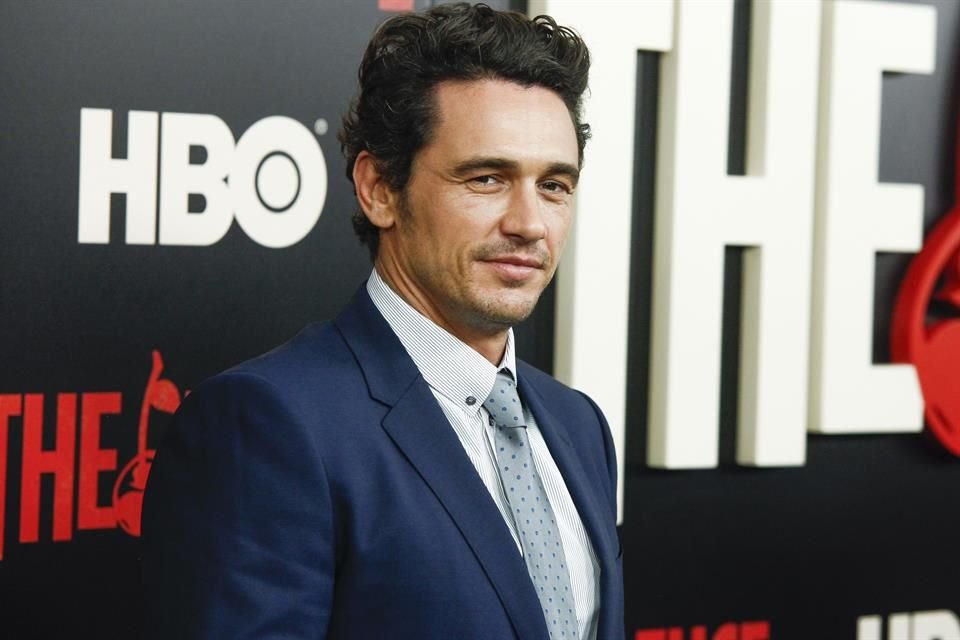 Tras resolver demanda por acoso, el actor James Franco admitió haber mantenido relaciones sexuales con sus estudiantes.