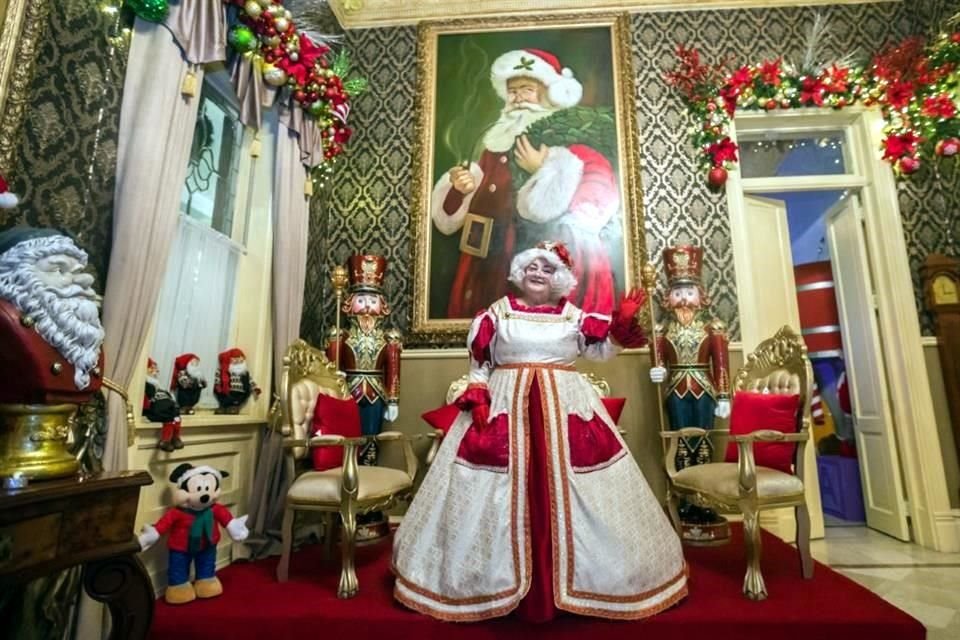 La señora Clos recibió a los visitantes.