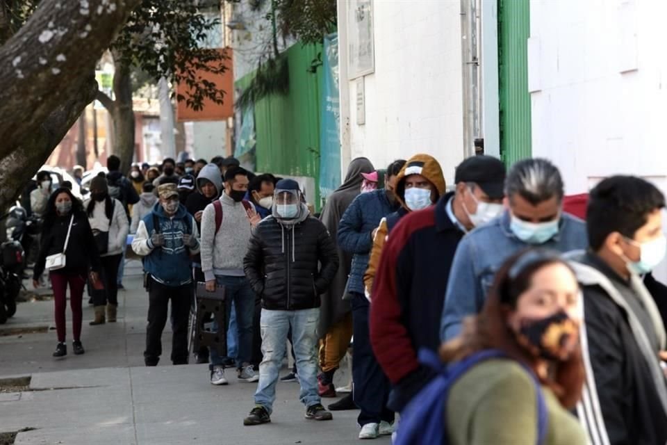 Las pruebas se aplican desde las 11:00 horas. 