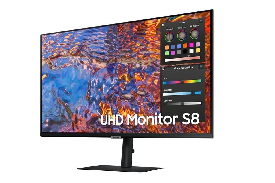 Samsung High Resolution Monitor M8 estará disponible en versiones de 27 y 32 pulgadas que entregan una resolución UHD, con una gran profundidad de matices coloridos.