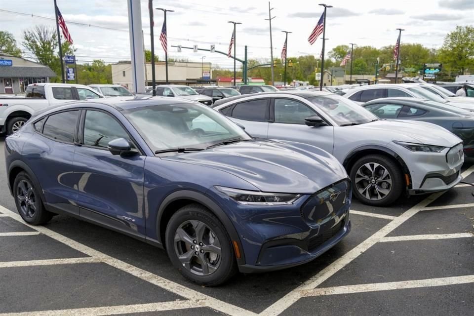 El vehículo eléctrico más vendido de Ford en 2021: el Mach E.