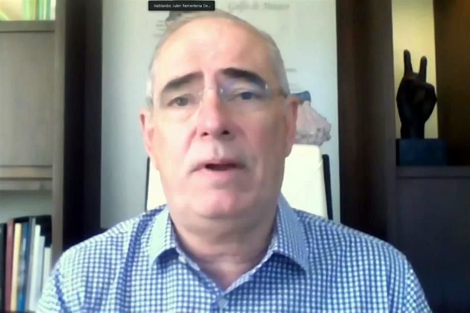 Julen Rementería, coordinador de los senadores del PAN, en conferencia de prensa.
