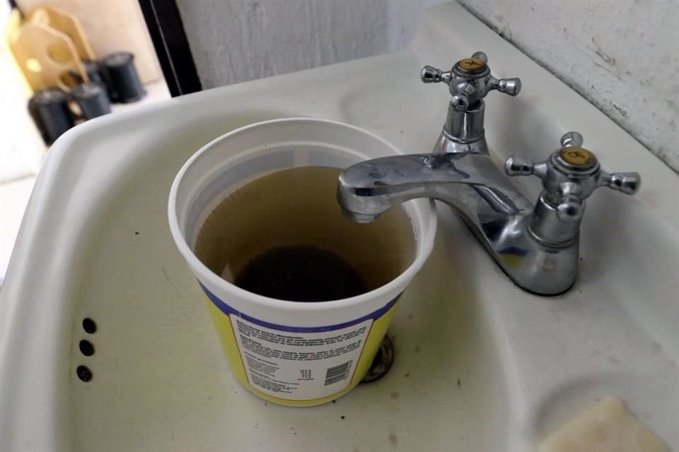 En 2021 se agudizaron los problemas por mala calidad del agua que entregó el Siapa en los municipios.
