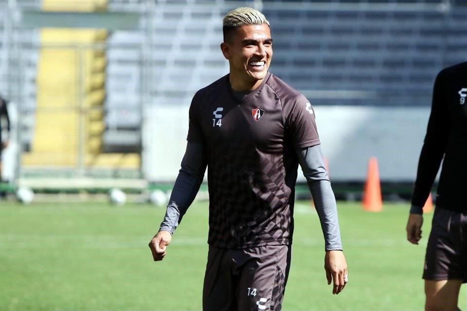 Reyes, producto de la cantera rojinegra, se quedará en el club hasta 2024.