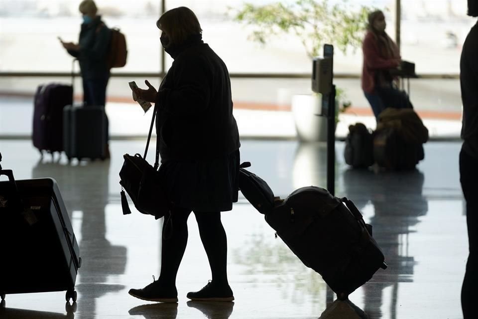 Desde Navidad, las aerolíneas de EU han cancelado miles de vuelos.