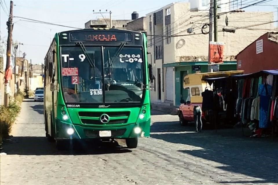 La demora en las salidas empeora los sábados y domingos con hasta 40 minutos de espera.