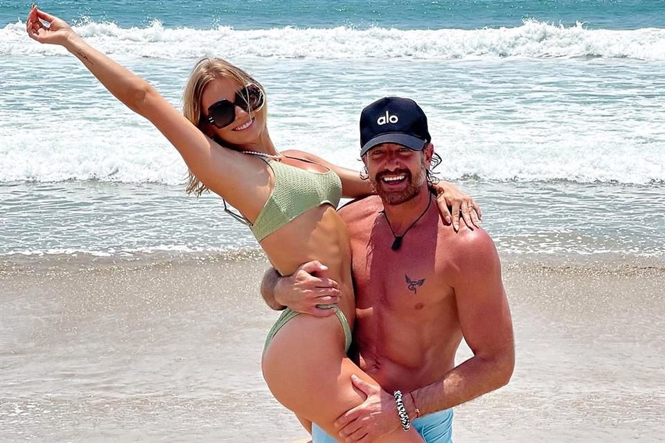 Gabriel e Irina darán por fin el gran paso, pero esperarán a terminar las grabaciones de la telenovela 'Amor Dividido', que apenas estrena el lunes.