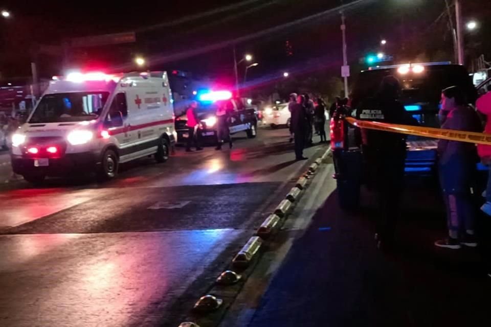 Un menor de edad fue asesinado y otro hombre resultó grave luego de una doble agresión registrada en Fray Angélico y Escultura.