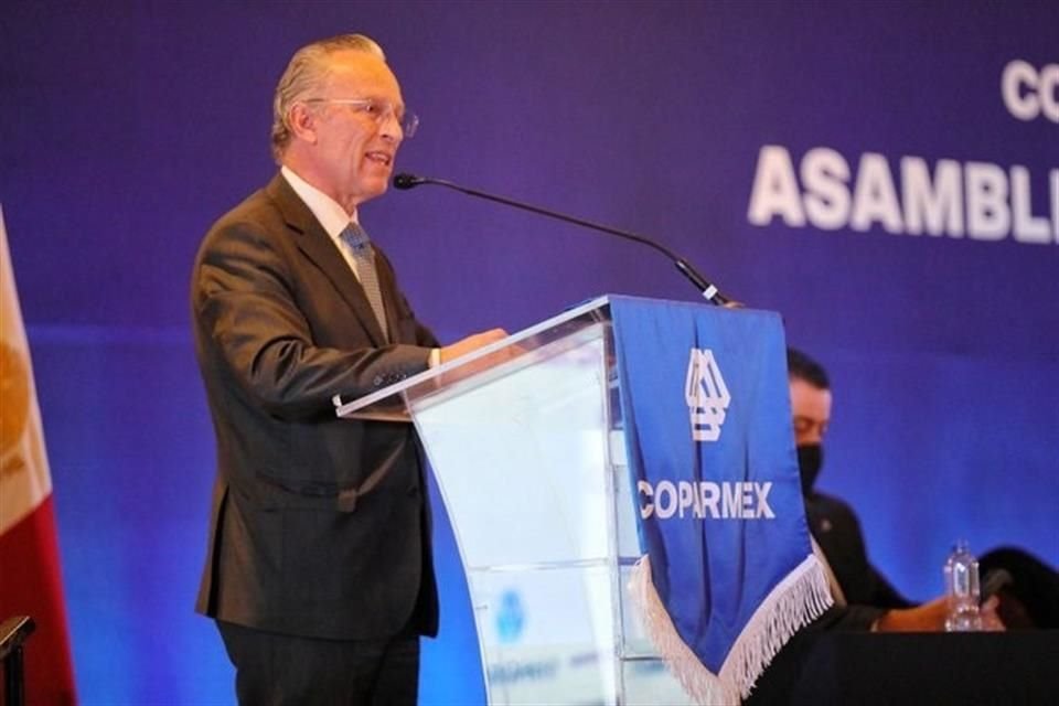 José Medina Mora, presidente del organismo empresarial calificó de inadecuadas estas leyes y confió en que la Suprema Corte decidirá sobre su entrada en vigor.