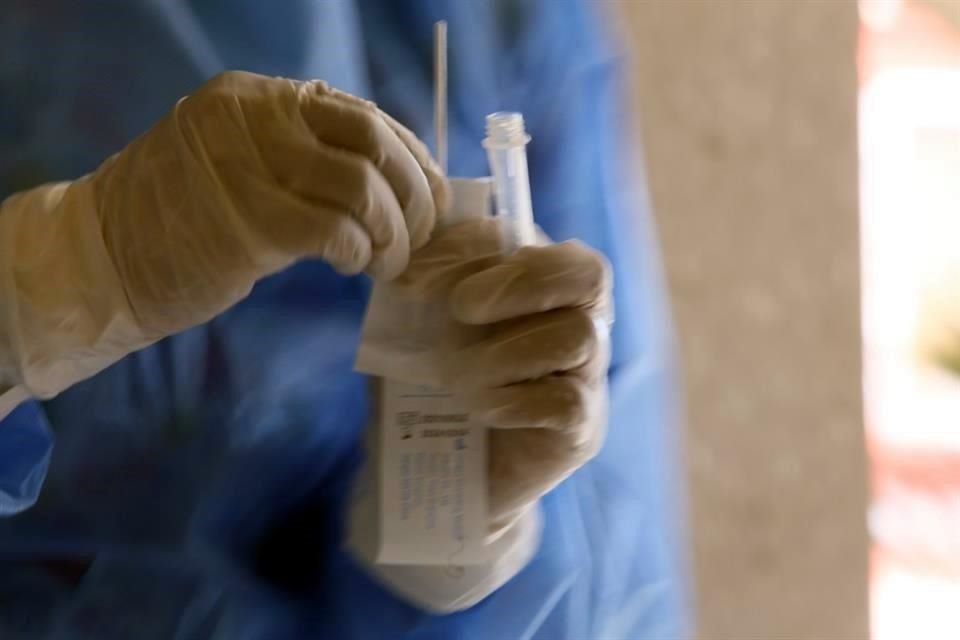 En la ZMG actualmente se venden las pruebas para la detección de Covid-19 en hasta cuatro mil 300 pesos las de PCR.