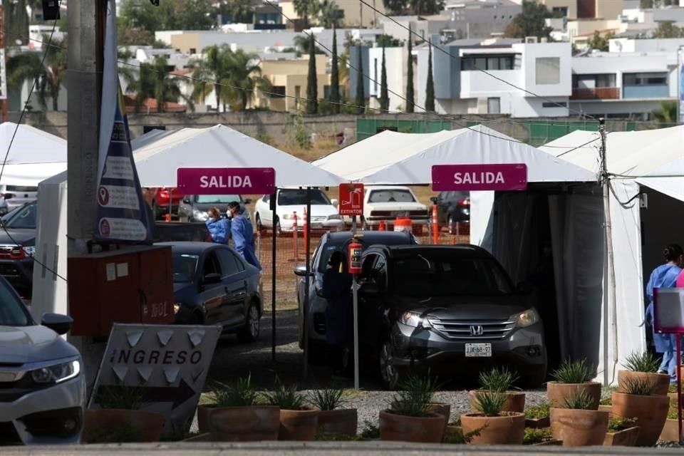 Las sitios privados para realizar pruebas Covid están saturados por la demanda de la población.