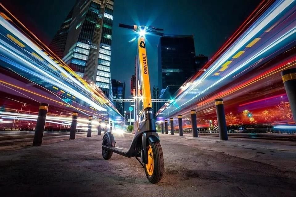 El precio de este vehículo eléctrico es de $21,000 en nuestro país.