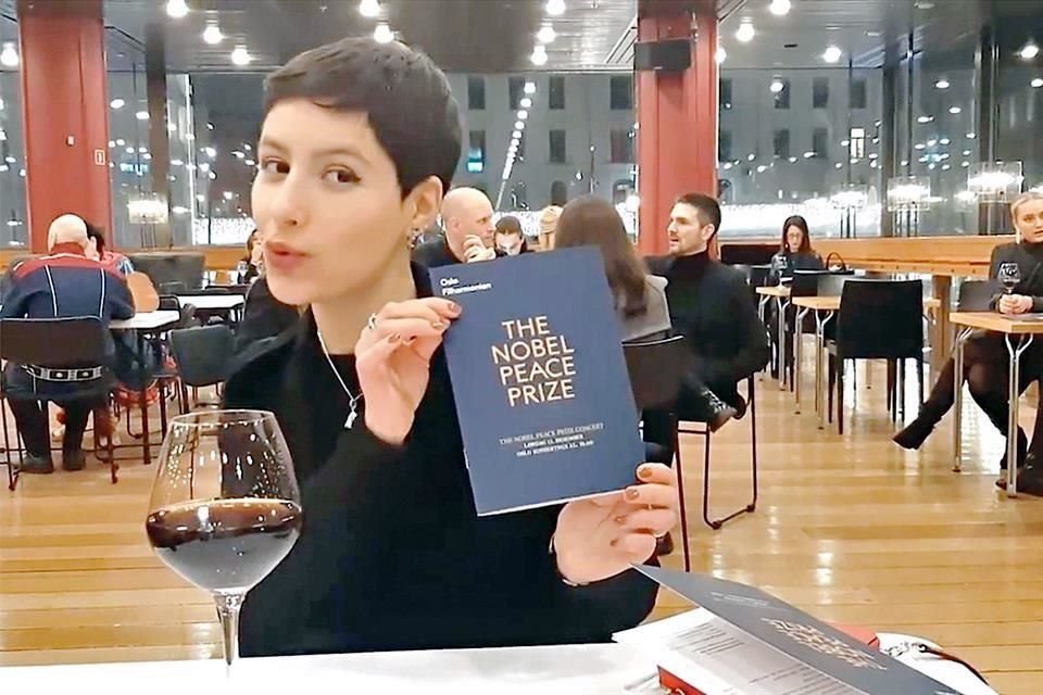 Con un texto que analiza la violencia contra la prensa en México, Natalia Sobrino-Saeb abrió las puertas a la ceremonia del Nobel.