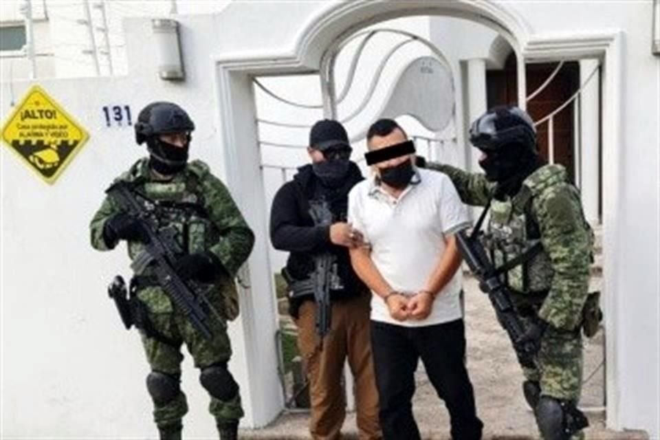 Un helicóptero de las Fuerzas Federales descendió en un exclusivo fraccionamiento de Puerto Vallarta para participar en la detención de Carlos N.