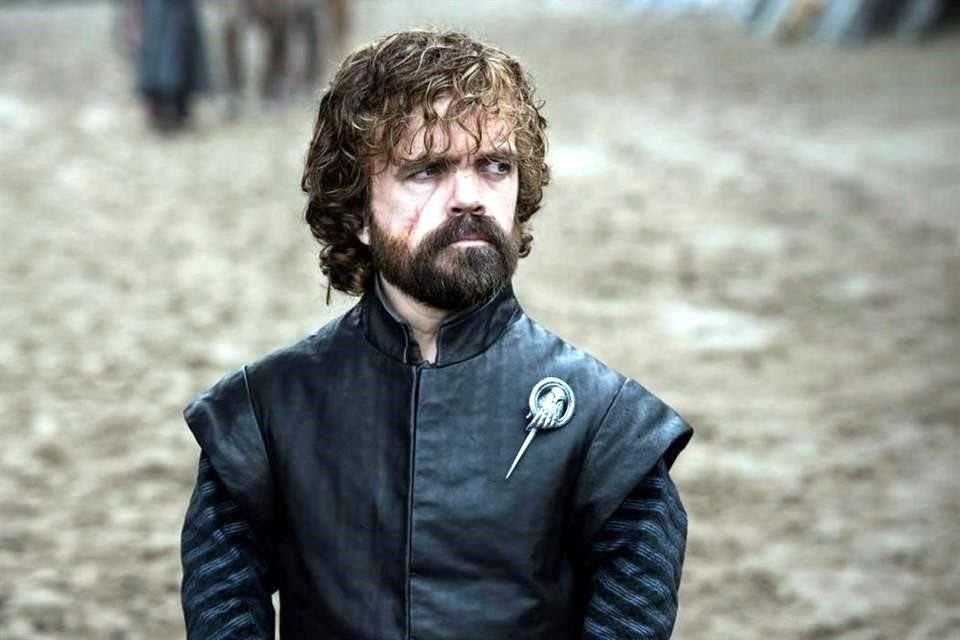 El actor de 'Game of Thrones', Peter Dinklage, señaló al proyecto de acción real como 'una maldita historia al revés sobre enanos'-.