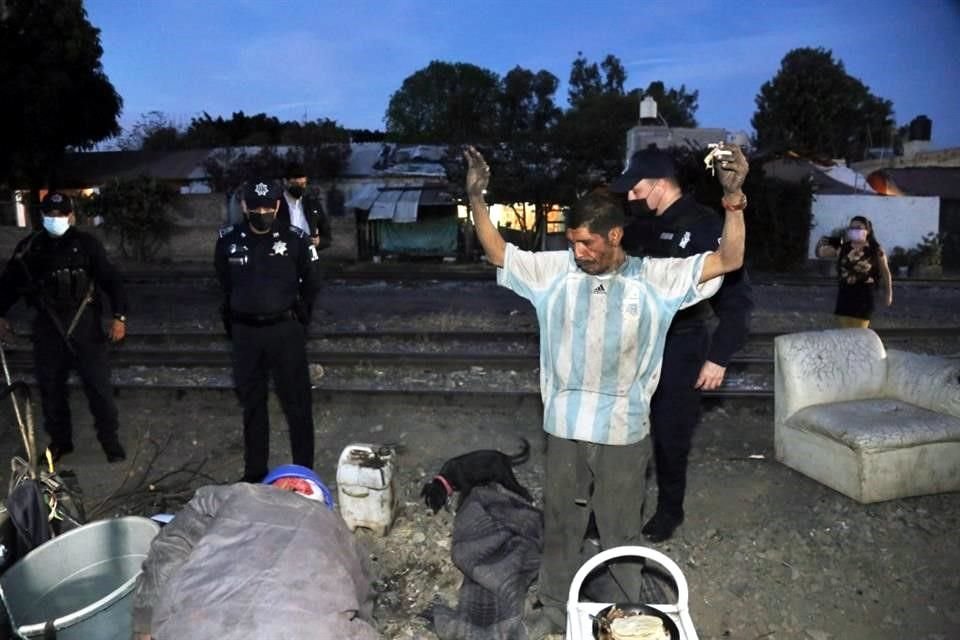 Policías municipales, estatales, militares y de la Guardia Nacional hicieron un operativo en Pueblo Quieto... sin detenidos.