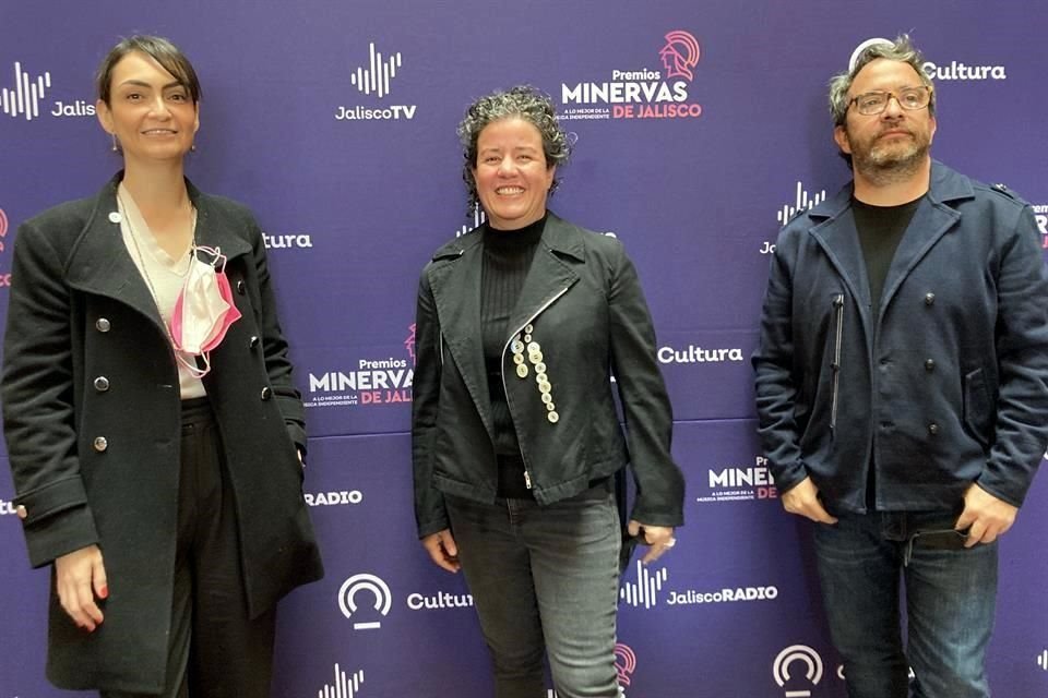 Anna Bárbara Casillas (de izq. a der.), Coordinadora General Estratégica de Desarrollo Social de Jalisco; Lourdes González Pérez, Secretaria de Cultura, y Alejandro Tavares, Director del SJRT.