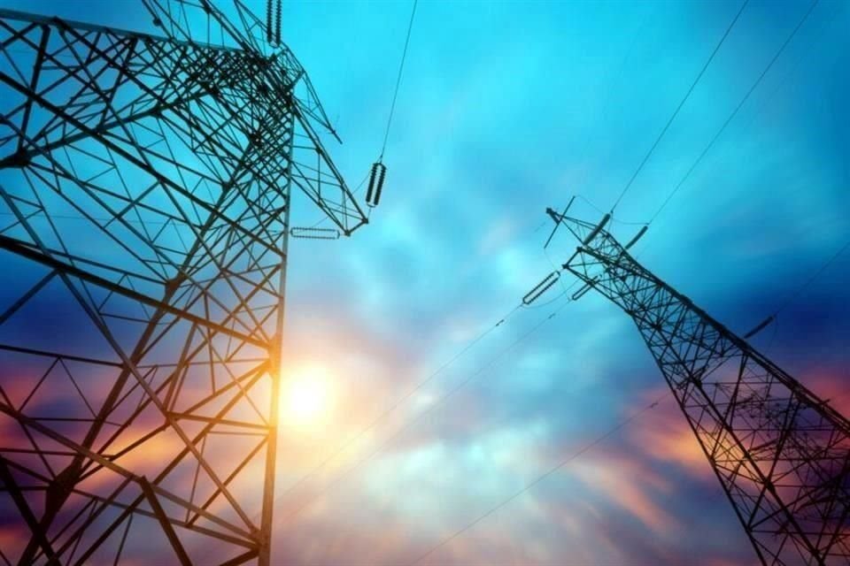 Dirigentes y legisladores de la alianza AN-PRI-PRD acordaron negociar con Morena la reforma eléctrica si se modifica de fondo la iniciativa.