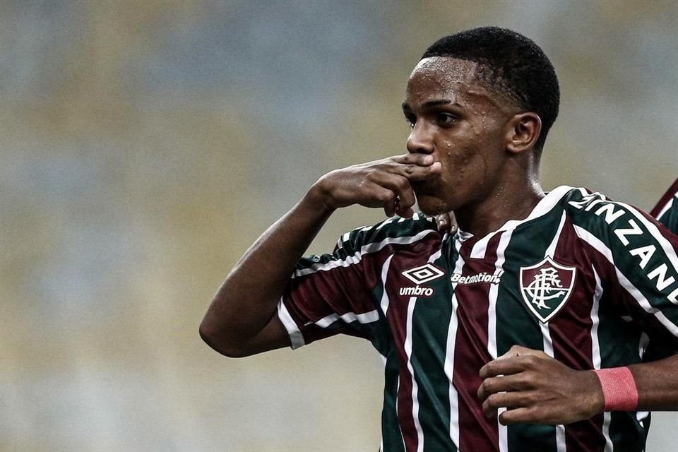 El joven brasileño llega al Manchester City.