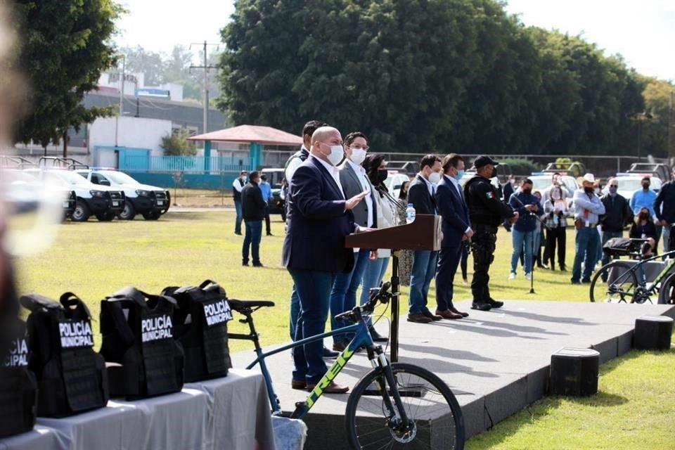 El Gobernador Enrique Alfaro mencionó que si no se fortalecen las policías locales, no hay estrategia de seguridad que pueda funcionar.