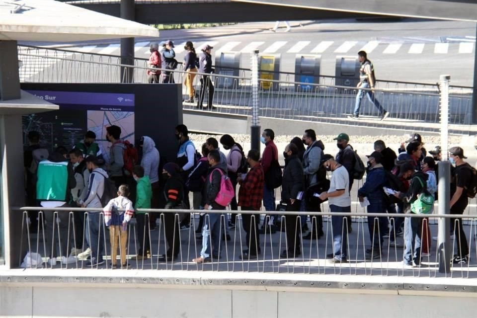 Para el secretario Monraz, los usuarios están más satisfechos en la medida en que se adaptan al cambio.