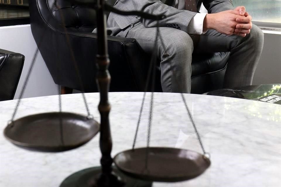 Alertan por agresiones a abogados.