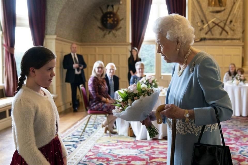 Grupos comunitarios locales a su residencia de Sandringham, en el este de Inglaterra, fueron sus invitados.