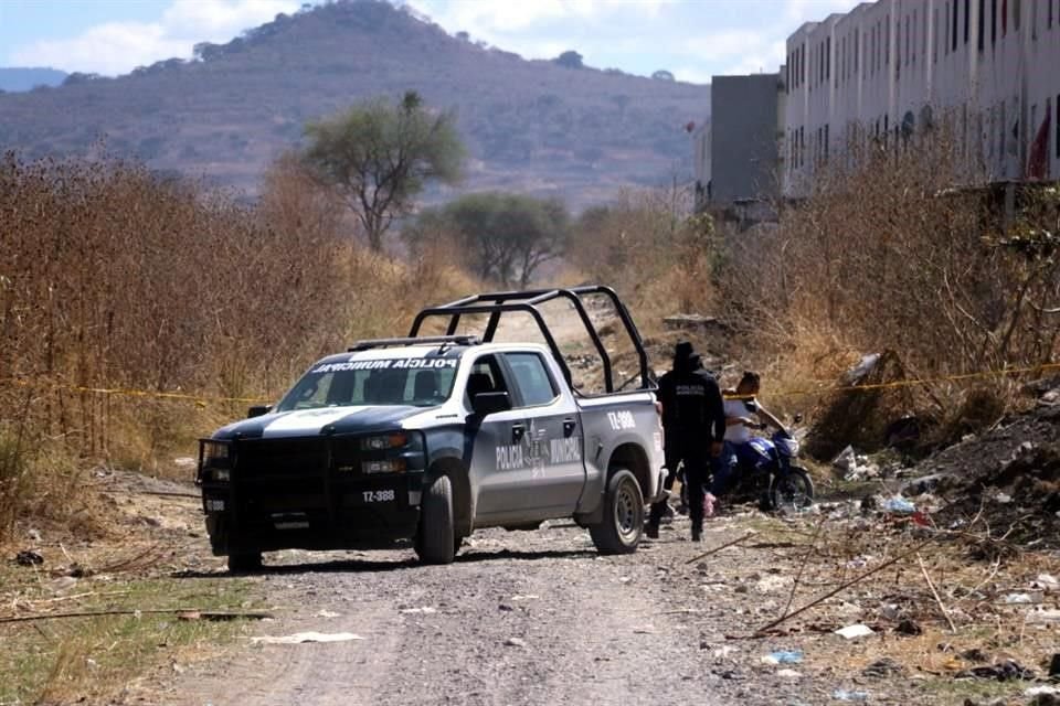 La víctima fue encontrada entre la maleza de la brecha conocida como Las Ánimas, en el Fraccionamiento Los Cántaros.