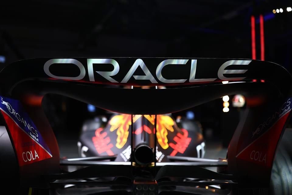 tendrá en Oracle a su nuevo sponsor que aparece a los costados del RB18 y en la parte de atrás del alerón trasero.