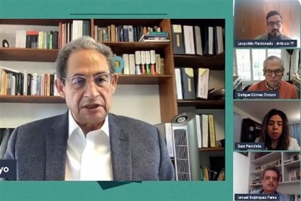 La conferencia virtual fue organizada por el Colegio de México.