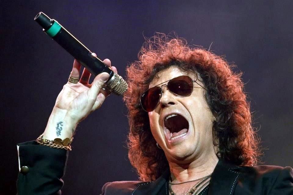 El cantante Enrique Bunbury canceló su segundo concierto en México en el Palacio de los Deportes por una laringitis aguda.