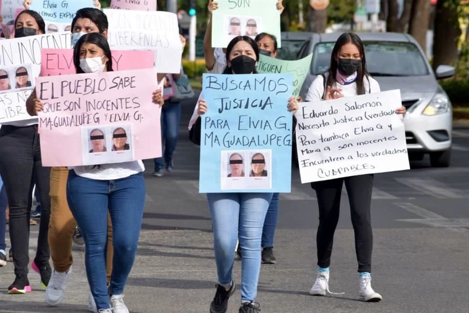 El contingente comenzó al rededor de las 16:00 horas.