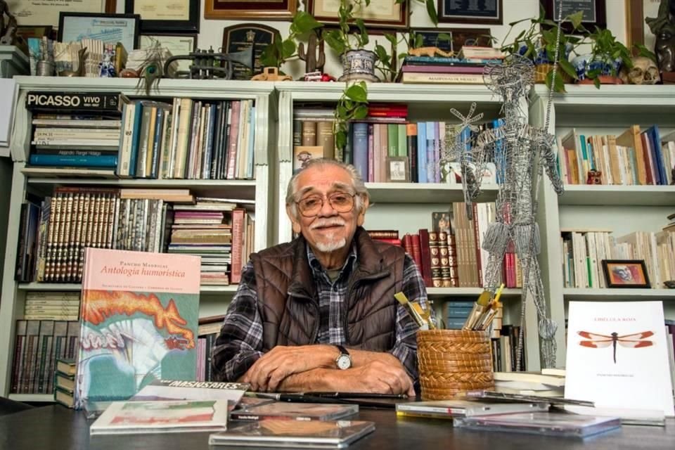 El músico, artística plástico y escritor Pancho Madrigal recibirá Medalla Ciudad de Guadalajara.