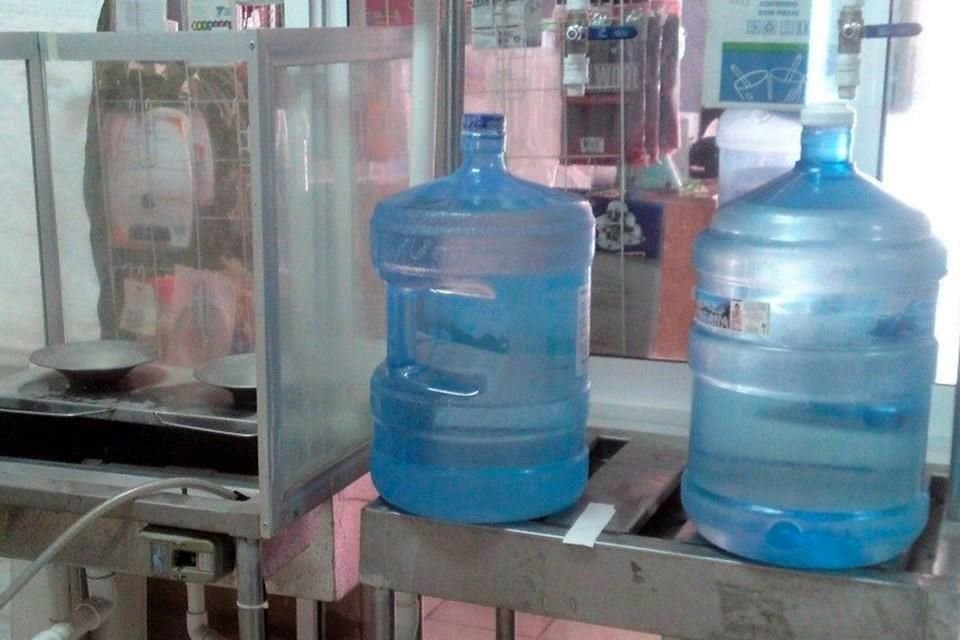 Alertan sobre consumo de agua contaminada