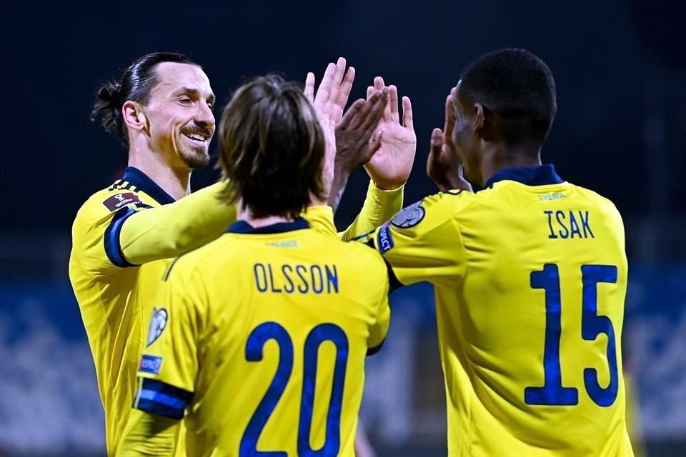 Zlatan dio una nueva asistencia y Suecia es líder del Grupo B.