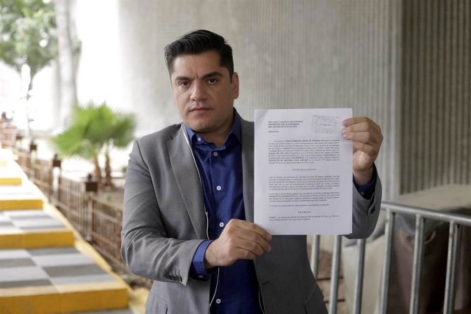 Uckles hizo énfasis en el caso de Luis Donaldo Colosio, abanderado de MC para la Alcaldía regia, quien fue sancionado por  la Sala Regional del TEPJF por actos anticipados de campaña.