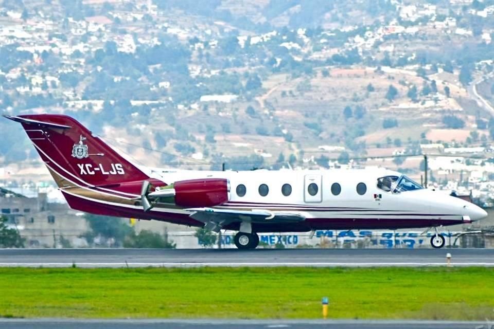 El Beech Jet 400 matrícula XC-LJS del Gobierno de Jalisco es modelo 1988.