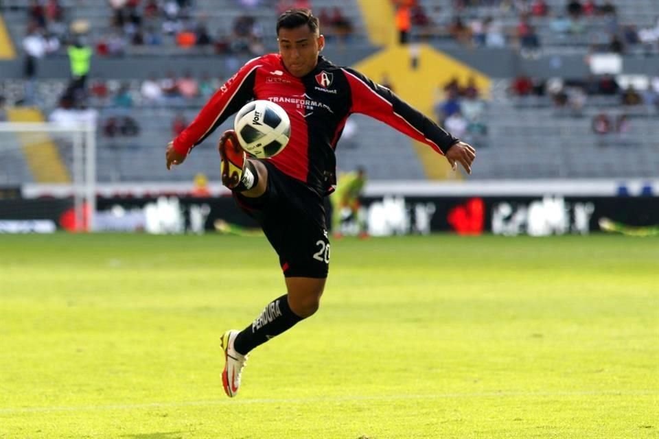 El mediocampista Jairo Torres está cerca de dejar al Atlas. Su destino parece estar en la MLS con el Chicago Fire.