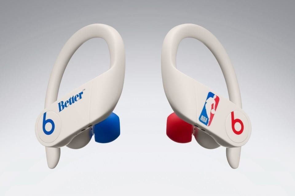 NBA, Beats y Better Gift Shop colaboraron en una edición limitada de los audífonos, diseñada por el artista Shay Semple.