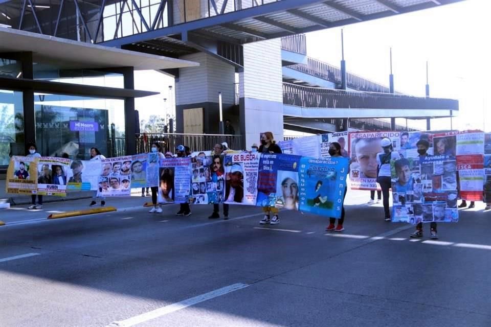 Las personas que participaron fueron convocadas por el colectivo Huellas de Amor.