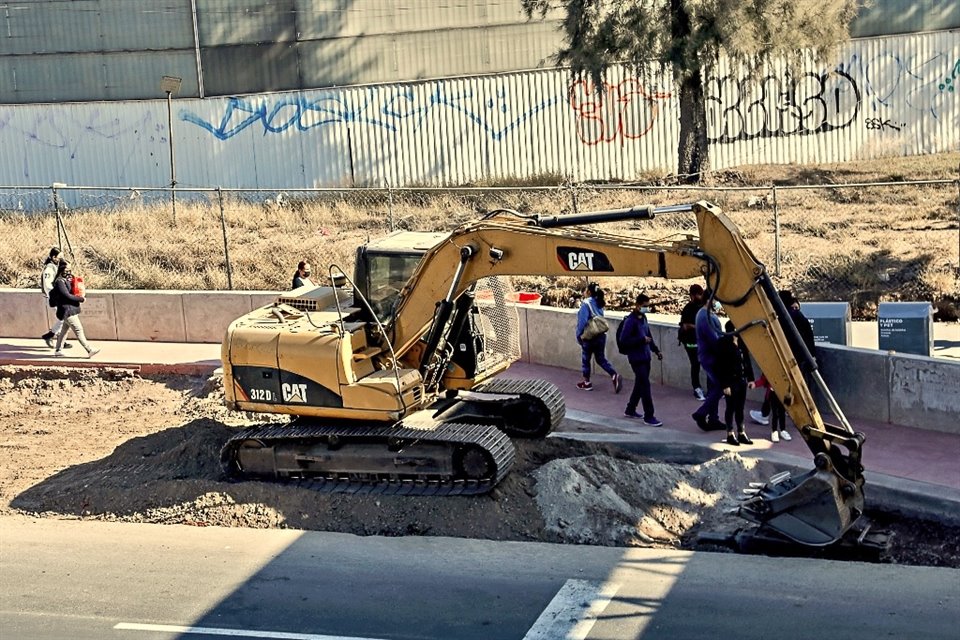 Contraloría justificó que además de las obras hechas con el crédito, también deben fiscalizar otras como la del Peribús.