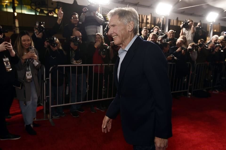 De acuerdo con varios informes, Harrison Ford ayudó a un miembro de la producción de 'Indiana Jones 5' que estaba sufriendo un ataque al corazón.