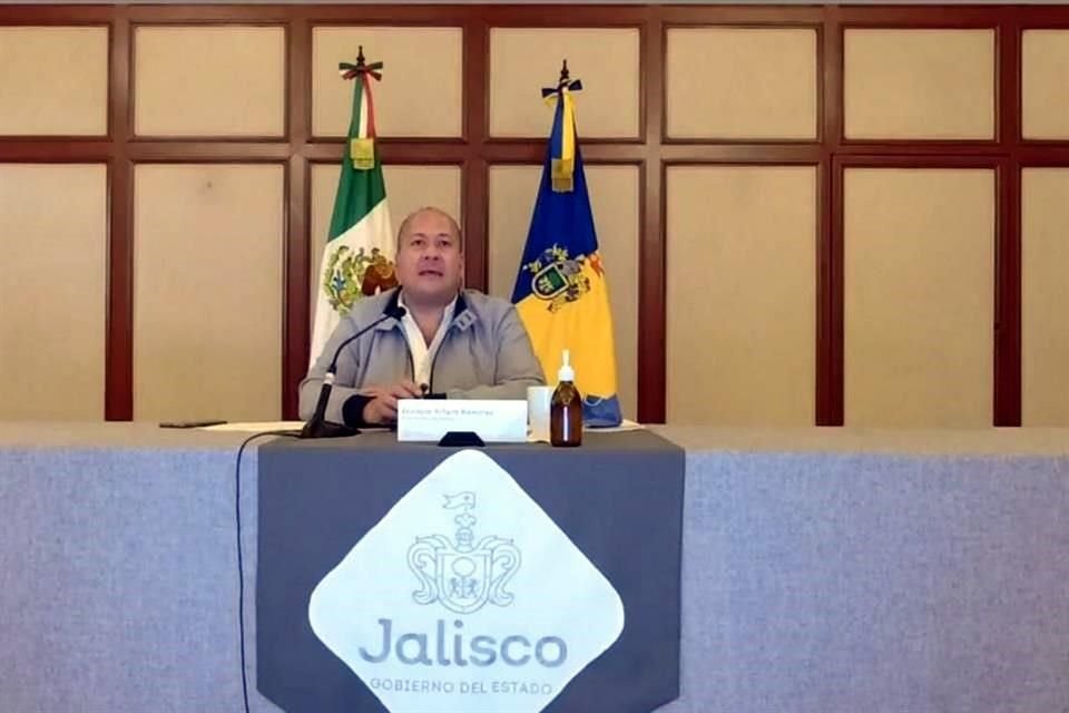 El Gobernador de Jalisco dijo que detrás de los grupos que están en busca de personas no localizadas puede haber intereses desconocidos.