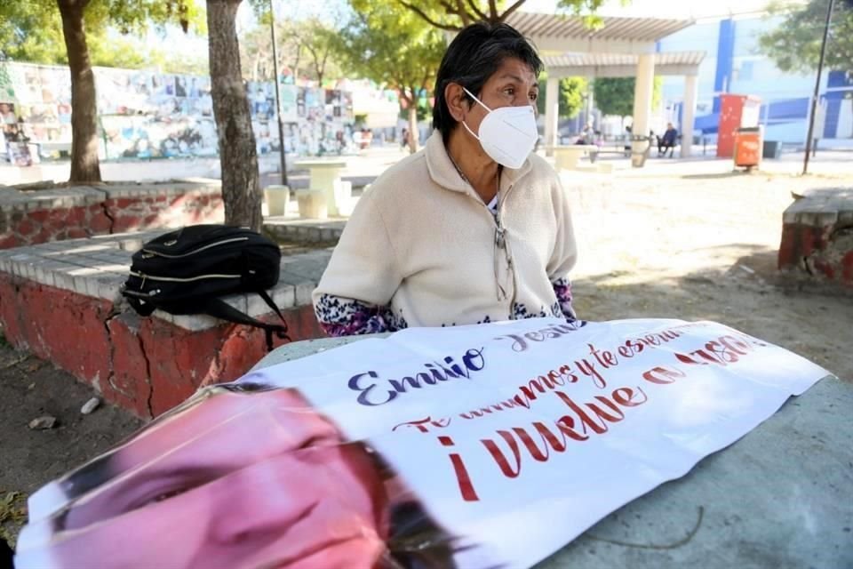 Adriana Méndez pide el apoyo de las autoridades para las búsquedas.