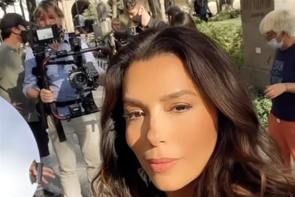 Eva Longoria estuvo en el centro de Guadalajara.