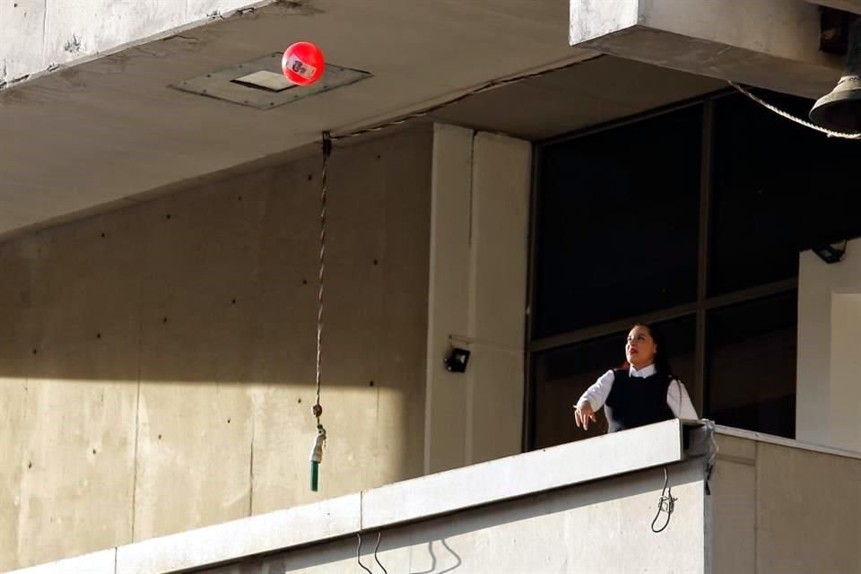 'Ella va tener que responder de dónde salió ese dinero, de quién fue la idea y cuál fue el objeto o el propósito ante las autoridades competentes', dijo Pliego.