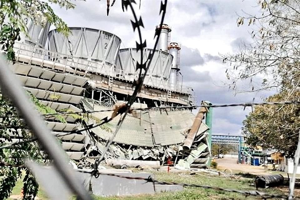 La falla ocurrió en la termoeléctrica de CFE en Mérida.